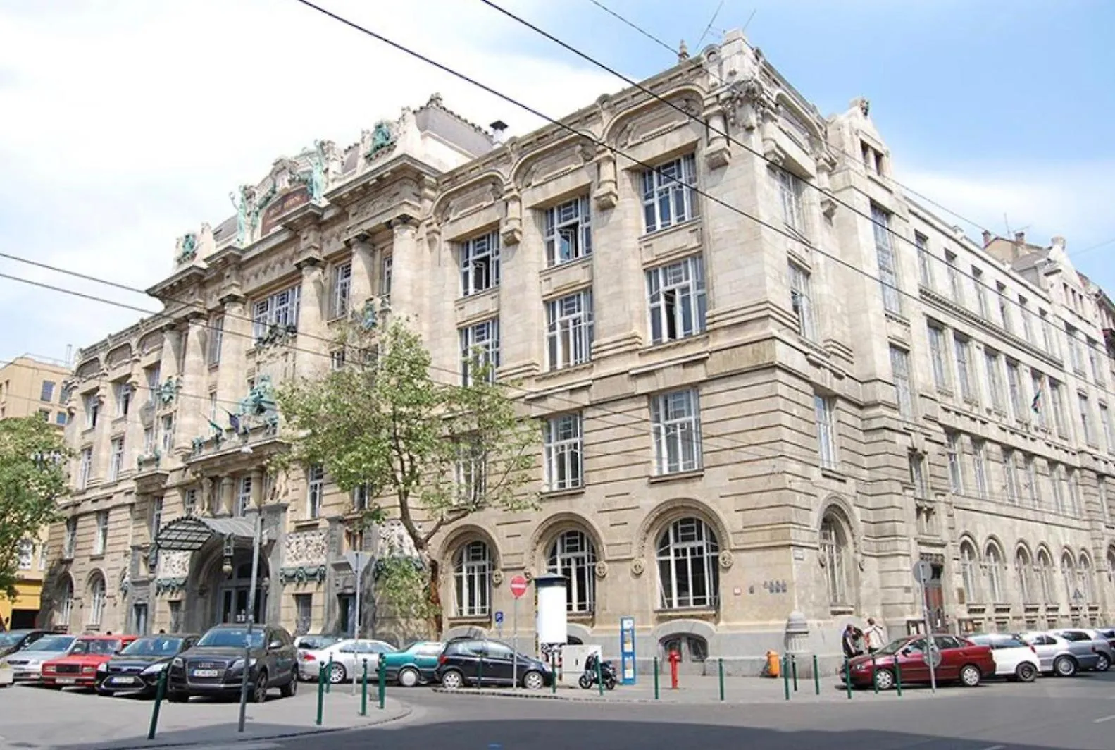 Andrassy Adventures Apartment Budapest